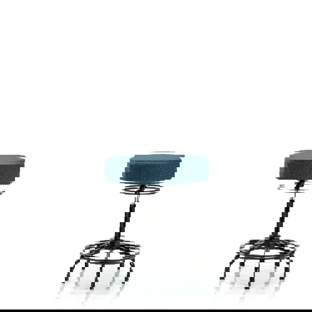 Adjustable Height Swivel Stool: Olefin, 24