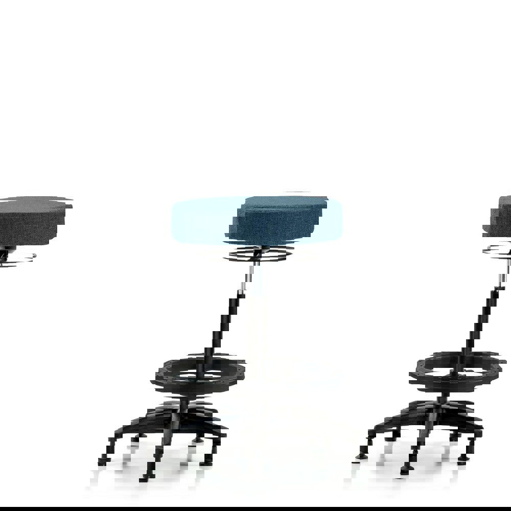 Adjustable Height Swivel Stool: Olefin, 24