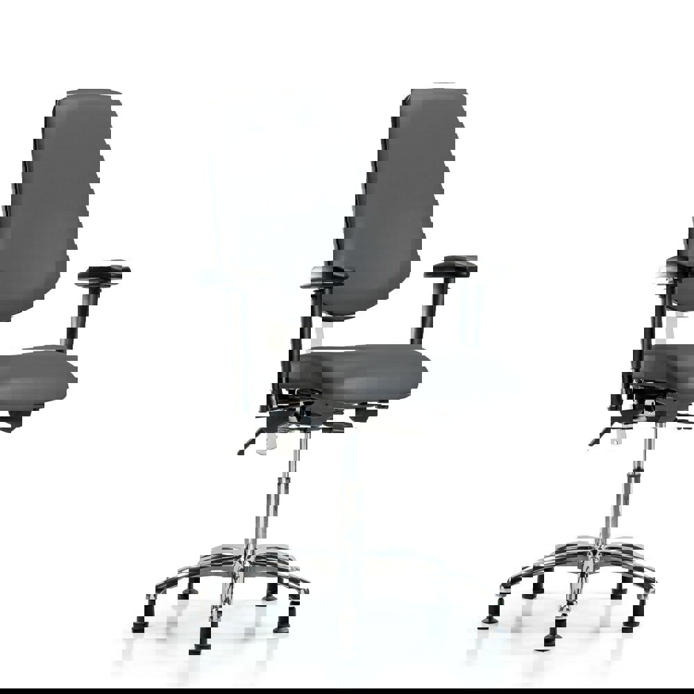 Task Chair: Vinyl, Carbon