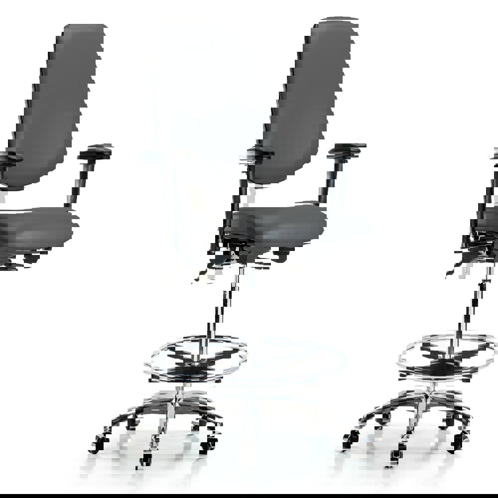 Task Chair: Vinyl, Carbon