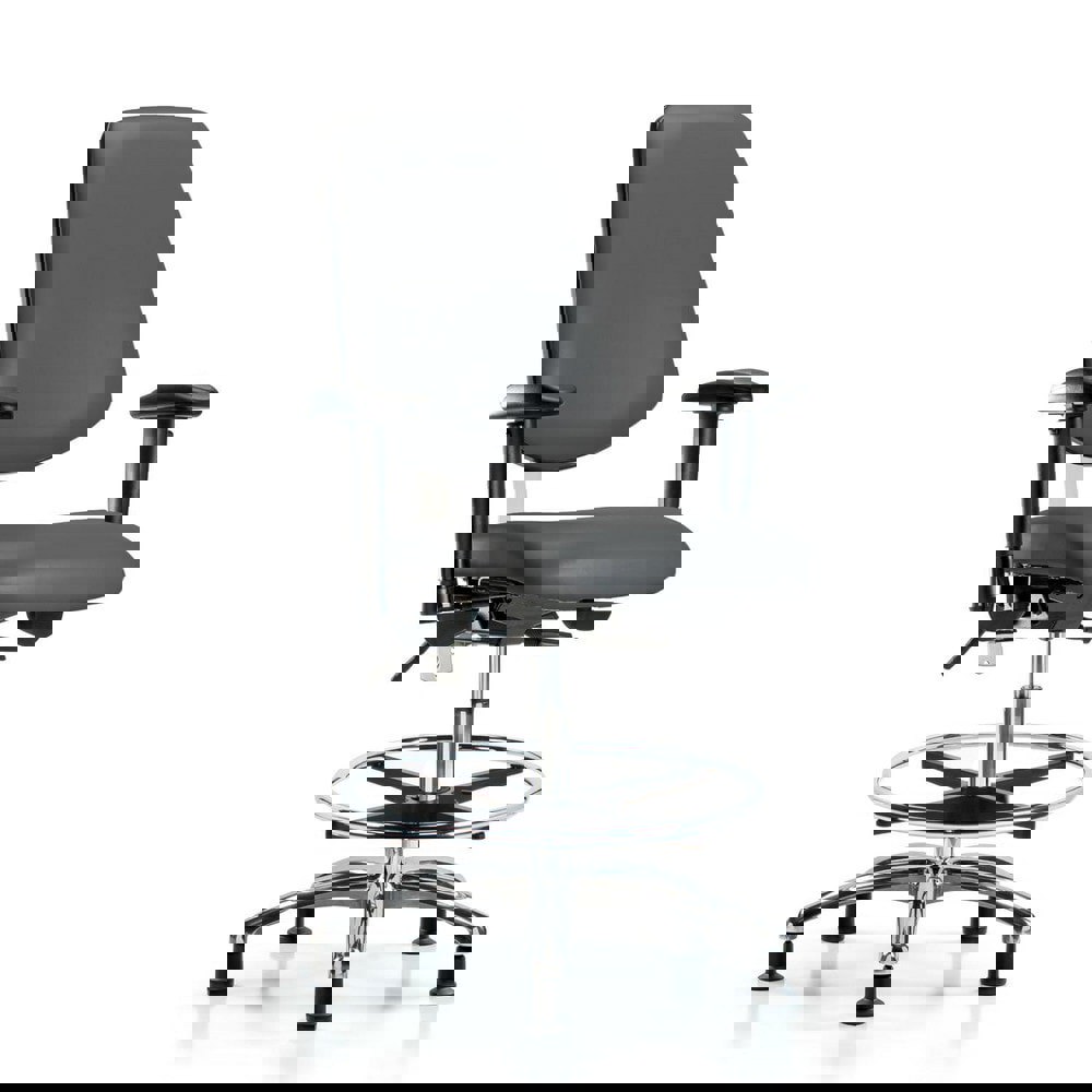 Task Chair: Vinyl, Carbon