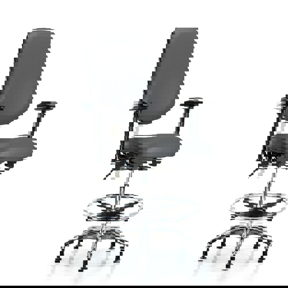 Task Chair: Vinyl, Carbon