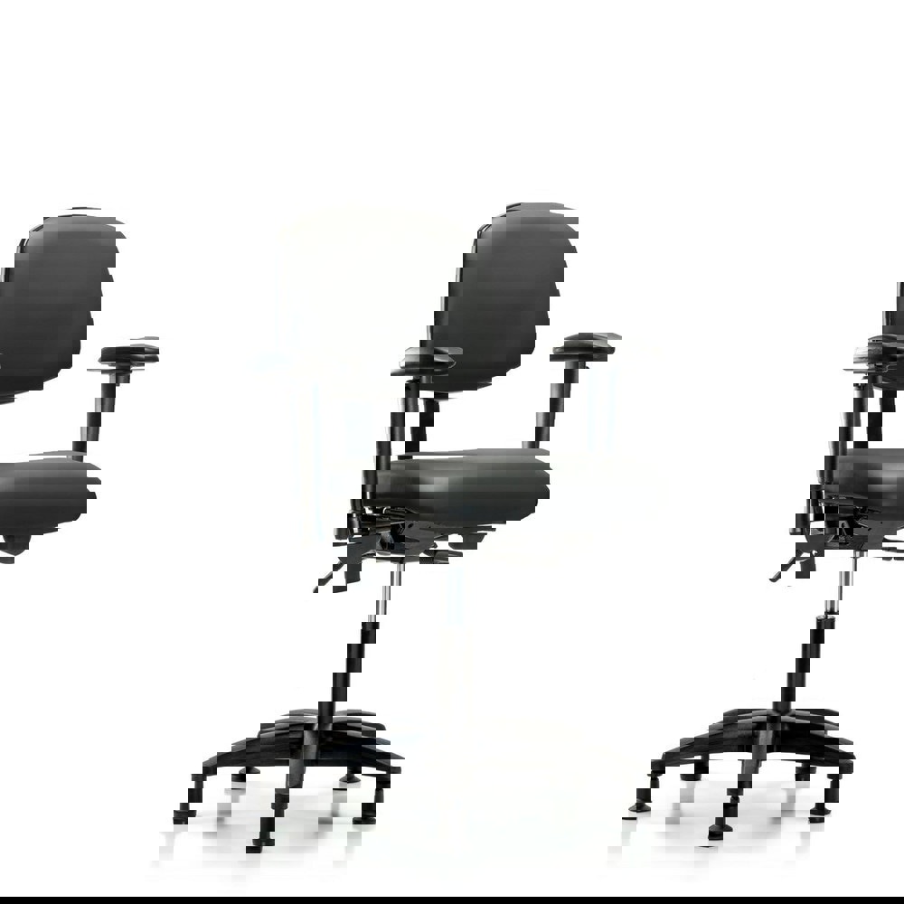 Task Chair: Vinyl, Carbon