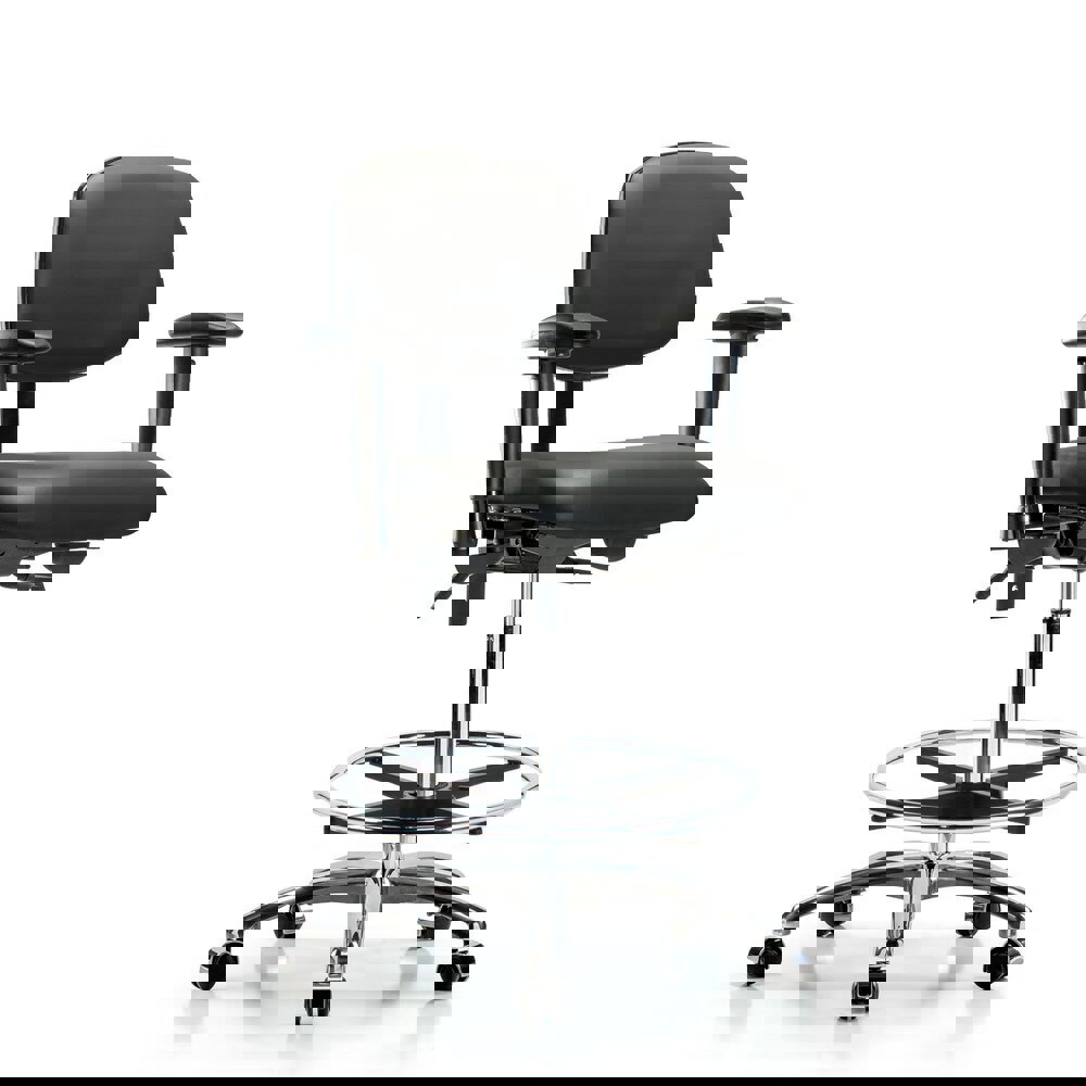 Task Chair: Vinyl, Carbon