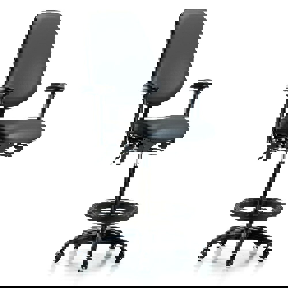 Task Chair: Vinyl, Carbon