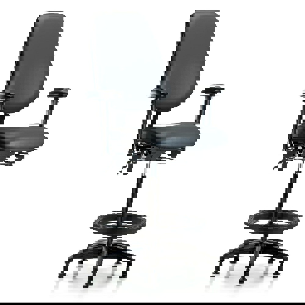 Task Chair: Vinyl, Carbon