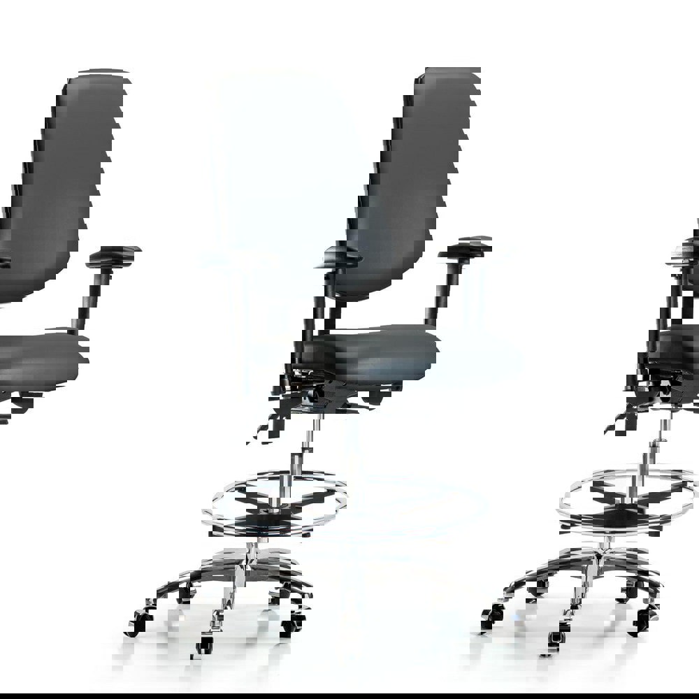 Task Chair: Vinyl, Carbon