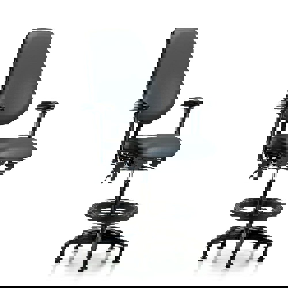 Task Chair: Vinyl, Carbon