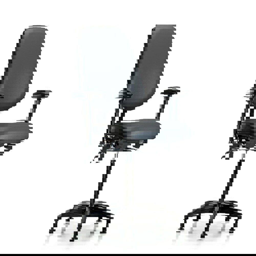 Task Chair: Vinyl, Carbon