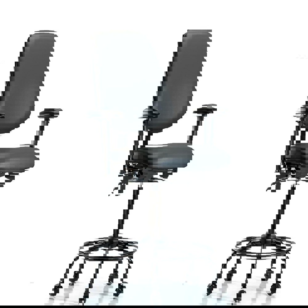 Task Chair: Vinyl, Carbon