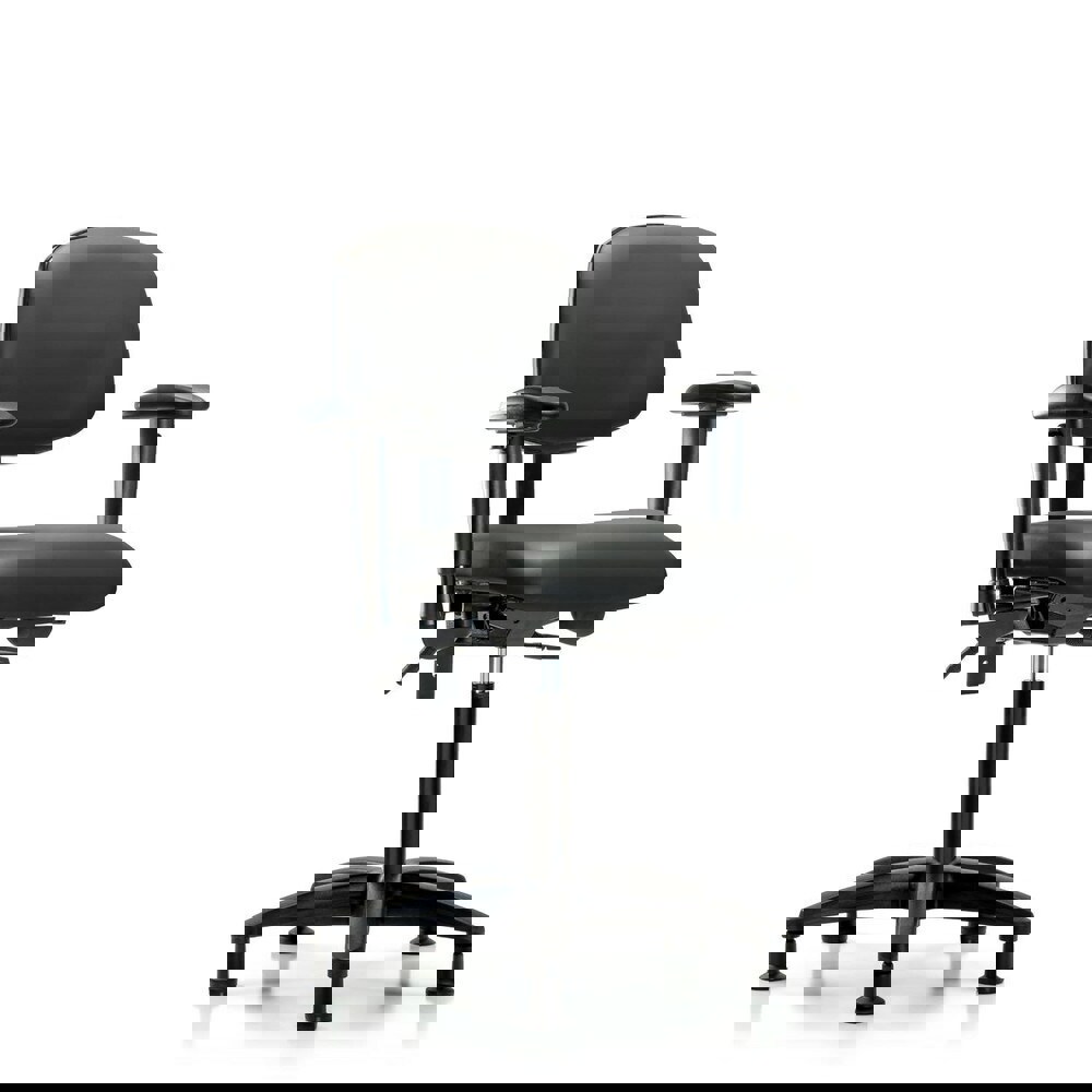 Task Chair: Vinyl, Carbon