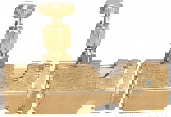 1/2 Outlet Thread, 1/2 Inlet Thread, Brass, Straight Valve, Oil Reservoir Needle Valve