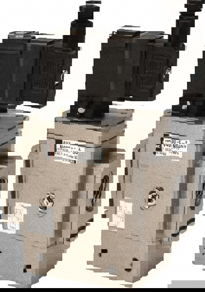 Air Flow Control Valve: Soft Start-Up, NPT