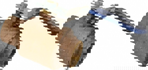 Standard Manual Ball Valve: 1