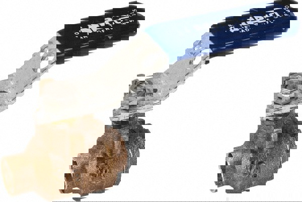 Standard Manual Ball Valve: 3/8