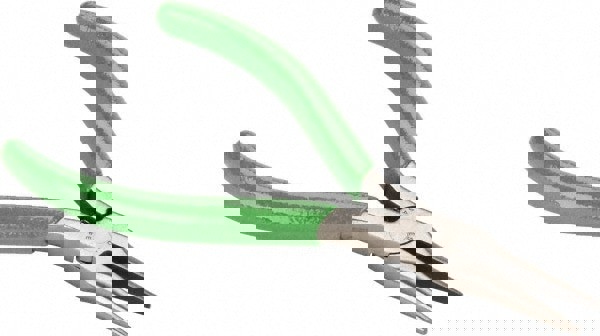 Needle Nose Plier: 5