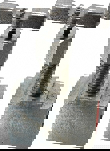 Needle Valve: Straight, 1