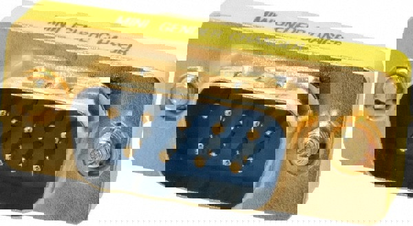 Adapter/Gender Changer