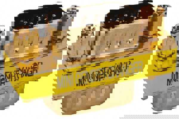 Adapter/Gender Changer