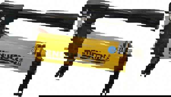 Manual Hydraulic Pump: 1 Stage, 0.5