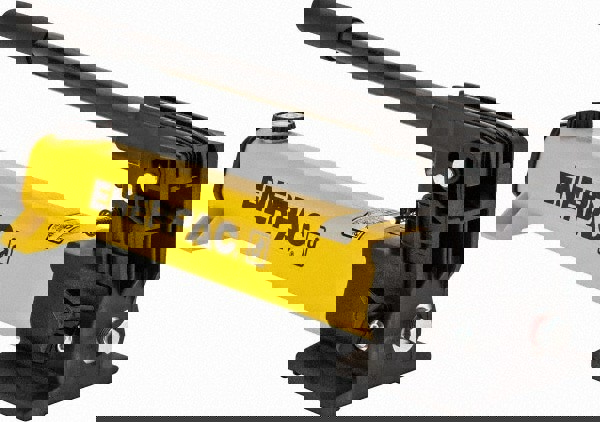 Manual Hydraulic Pump: 2 Stage, 0.94