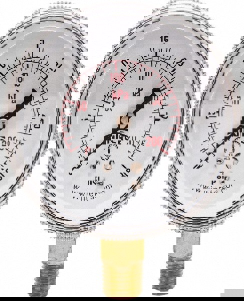 Pressure Gauge: 2-1/2