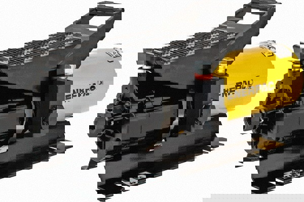 Air-Hydraulic Pump: 10,000 psi