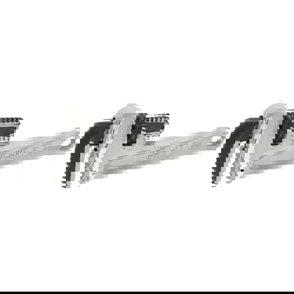 Straight Pipe Wrench: 14