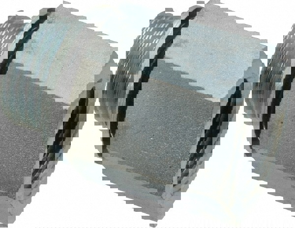 Industrial Pipe Adapter: 1/2