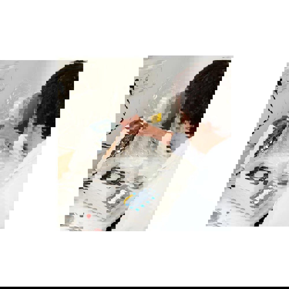 Moisture Meters & Analyzers; Product Type: Moisture Analyzer ; Accuracy: 0.1% ; Heat Source: Halogen ; Minimum Operating Temperature: 1040F ; Maximum Operating Temperature: 390.20F ; Maximum Relative Humidity: 95