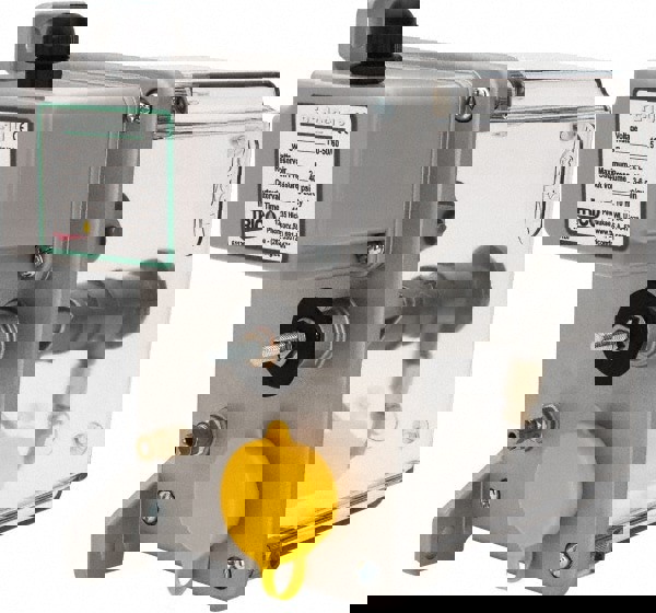 2 L Reservoir Capacity, 3 - 6 cm Output per Cycle, 18-36 cm Output per Hour, Electric Central Lubrication System