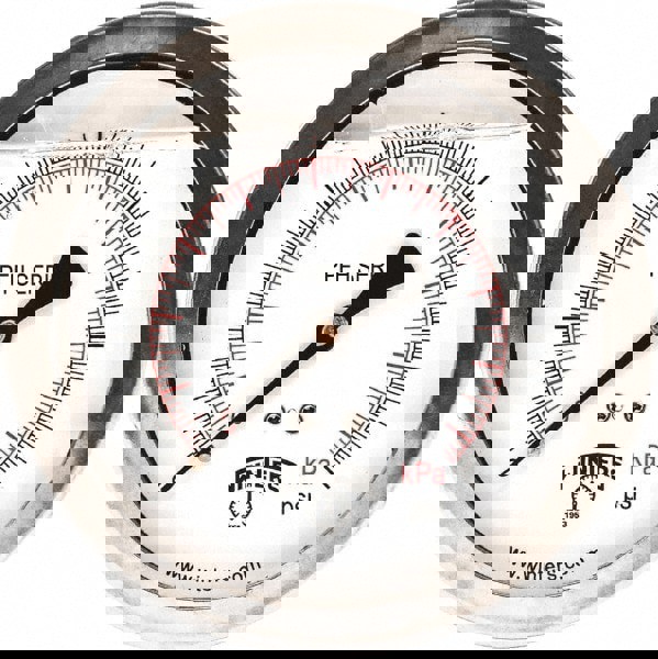 Pressure Gauge: 2-1/2