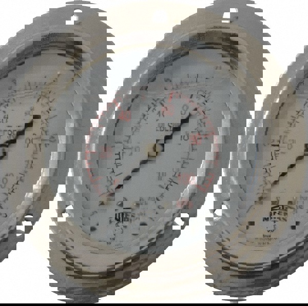 Pressure Gauge: 2-1/2