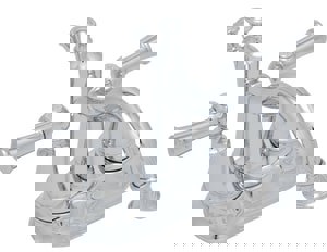 Two Handle Centerset Bathroom Sink Faucet in Chrome