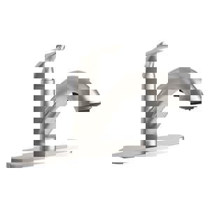 Single Handle Kitchen Faucet in Brushed Nickel