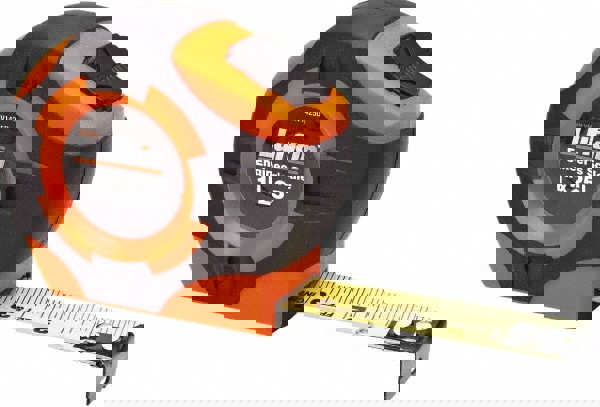 Tape Measure: 25' Long, 1