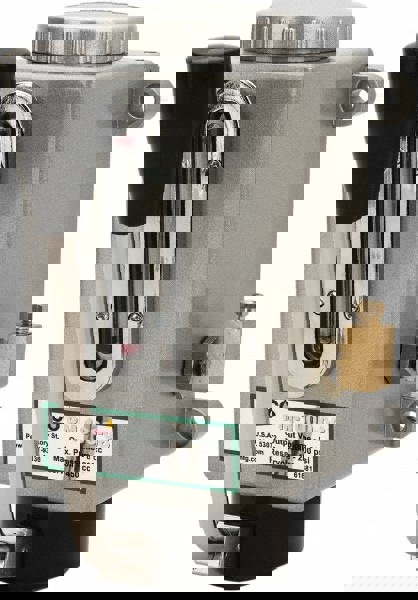 450 cm Reservoir Capacity, 8 cm Output p