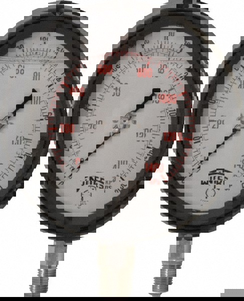 Pressure Gauge: 4-1/2