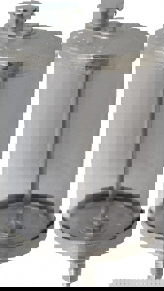 1 Outlet, Polymer Bowl, 0.95 L No Flow Control Oil Reservoir