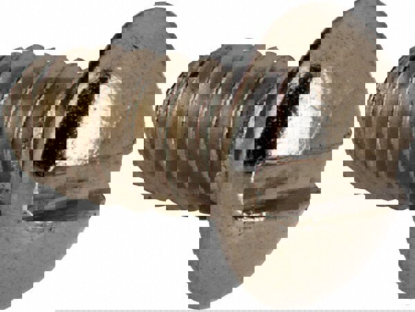 Machine Screw: #6-32 x 1/4