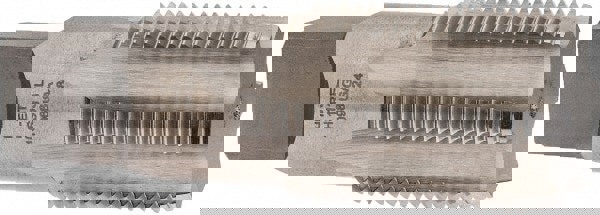 British Standard Pipe Tap: 1-11 G(BSP), Plug Chamfer, 5 Flutes