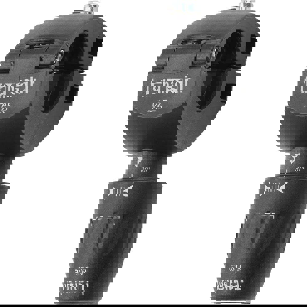 Air Hose Reducing Bracket: Plastic