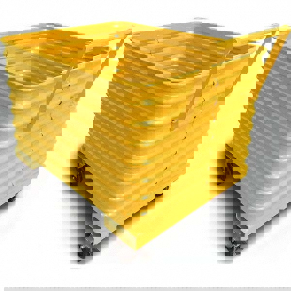 Steel Basket Truck: 4,000 lb Capacity, 34-1/2