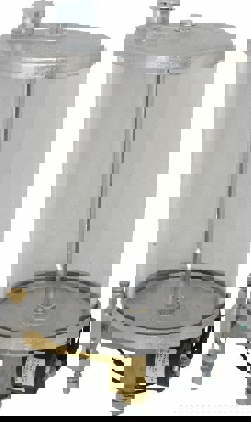 1 Outlet, Acrylic Bowl, 1.89 L Electric-Adjustable Oil Reservoir