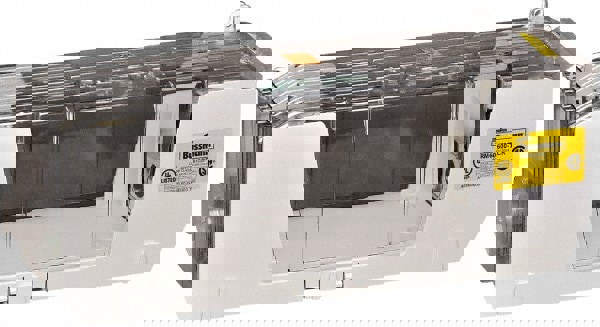 Fuse Blocks; Number of Poles: 1 ; Voltage: 600 VAC ; Wire Termination Type: Box Lug ; Compatible Fuse Class: R ; Block Width (mm): 125 ; Standards Met: CSA 47235 - 6225-01 Certified; cULus E14853 IZLT & IZLT7; UL Listed