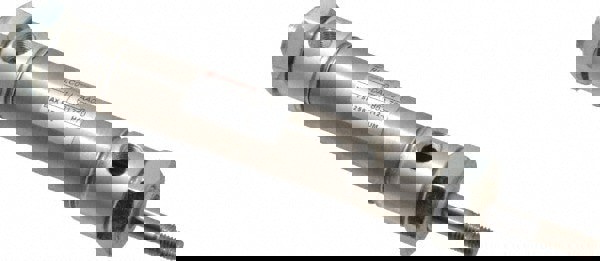 Cylinders & Accessories