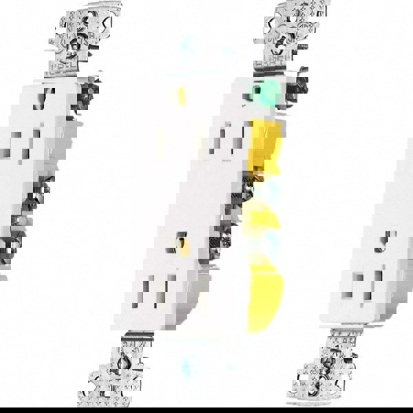 Straight Blade Duplex Receptacle: NEMA 5-15R, 15 Amps, Grounded