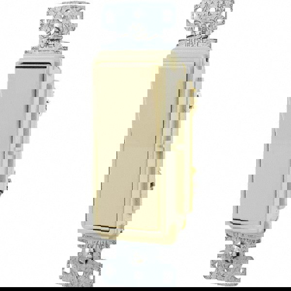 Rocker Switches; Switch Type: General Purpose ; Switch Sequence: Off-On ; Contact Form: SPDT ; Operation Type: Maintained (MA) ; Terminal Type: Wire Leads ; Contact Plating: Silver Alloy