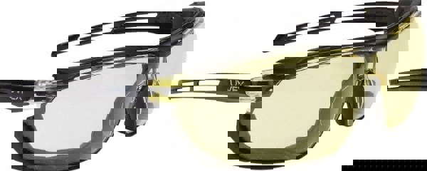 Safety Goggles: Dust, Anti-Fog, Amber