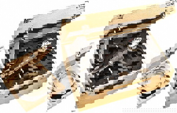 Electronic Bore Gage: 4 to 6